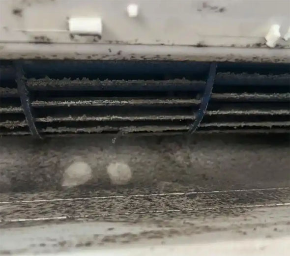 枣强空调吹的风有股烧焦味是怎么回事